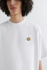 Axel Arigato Hvit Akronym Monogram T-skjorte - Bilde 4