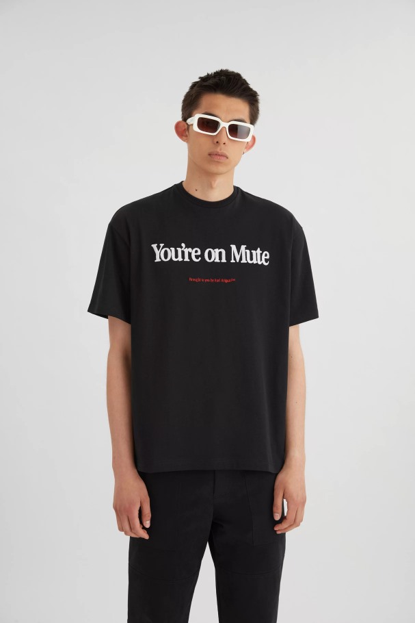 stum_t_skjorte_svart_axel_arigato.jpg Stum T-skjorte Svart Axel Arigato - Bilde 1