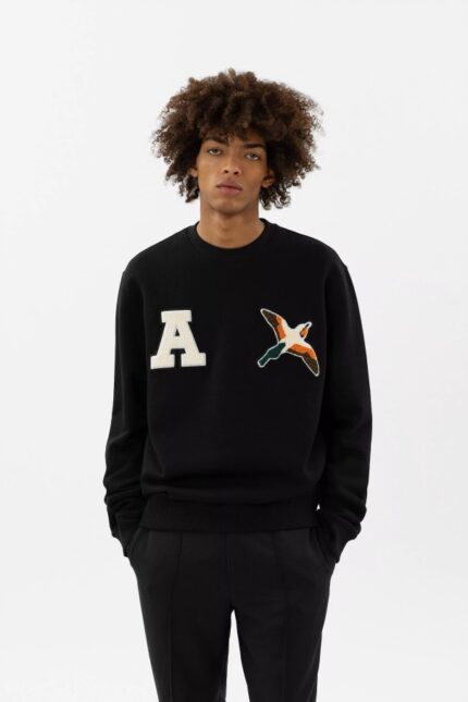 Varsity Bee Bird Sweatshirt Axel Arigato Svart